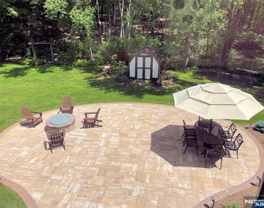 359 Hillview - Photo Thumbnail 37