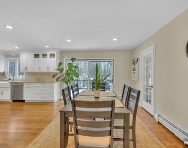 359 Hillview - Photo Thumbnail 13