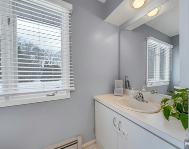 359 Hillview - Photo Thumbnail 35