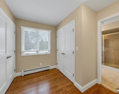 359 Hillview - Photo Thumbnail 29