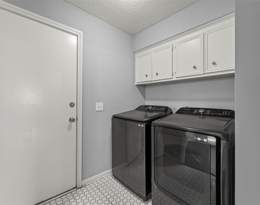 1019 Sugar Mountain Court - Photo Thumbnail 21