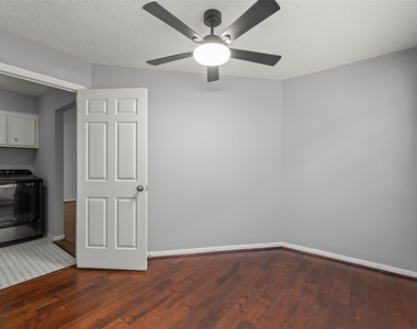 1019 Sugar Mountain Court - Photo Thumbnail 20