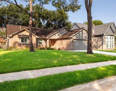 1019 Sugar Mountain Court - Photo Thumbnail 1