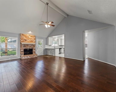 1019 Sugar Mountain Court - Photo Thumbnail 3