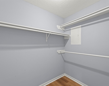 1019 Sugar Mountain Court - Photo Thumbnail 12