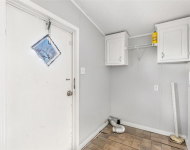 297 Gettysburg Drive - Photo Thumbnail 18
