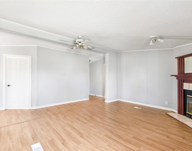 297 Gettysburg Drive - Photo Thumbnail 10