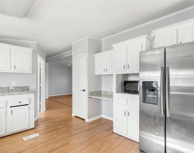 297 Gettysburg Drive - Photo Thumbnail 14