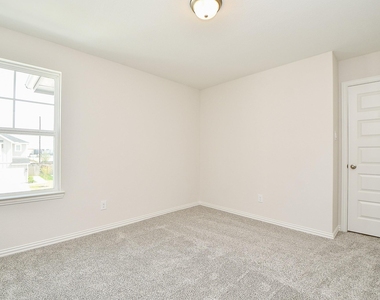 27927 Western Creek Court - Photo Thumbnail 11