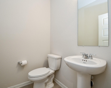 27927 Western Creek Court - Photo Thumbnail 9