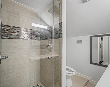606 Vincent Street - Photo Thumbnail 32