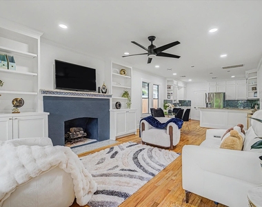 606 Vincent Street - Photo Thumbnail 4