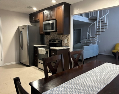 306 Isles End Road - Photo Thumbnail 13
