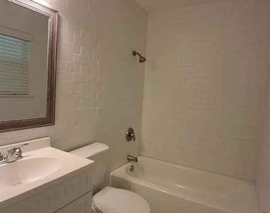 26445 E Lazy Ln - Photo Thumbnail 6