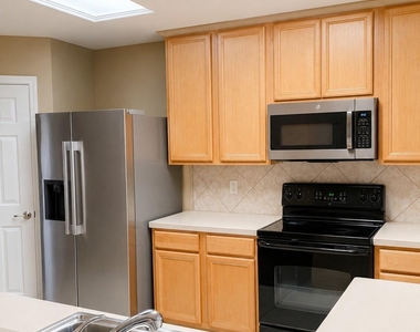 21328 Terreton Springs Drive - Photo Thumbnail 5