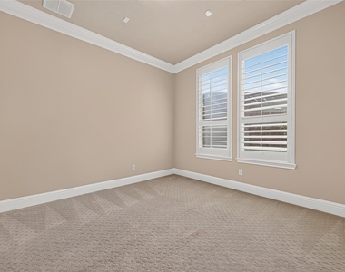 10834 Poolman Place - Photo Thumbnail 9
