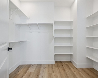 1032 W 17th Street - Photo Thumbnail 22