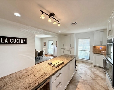 5454 Imogene Street - Photo Thumbnail 10