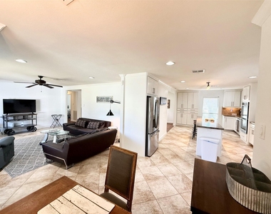 5454 Imogene Street - Photo Thumbnail 9