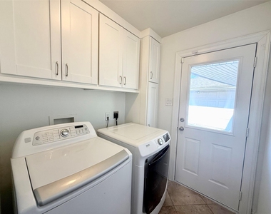 5454 Imogene Street - Photo Thumbnail 14