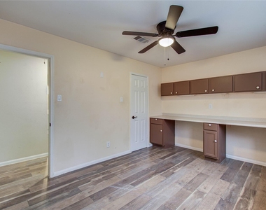 540 Fort Sumpter Street - Photo Thumbnail 26
