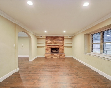 540 Fort Sumpter Street - Photo Thumbnail 13