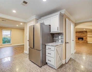 540 Fort Sumpter Street - Photo Thumbnail 3