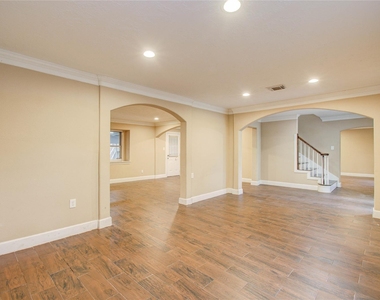 540 Fort Sumpter Street - Photo Thumbnail 16