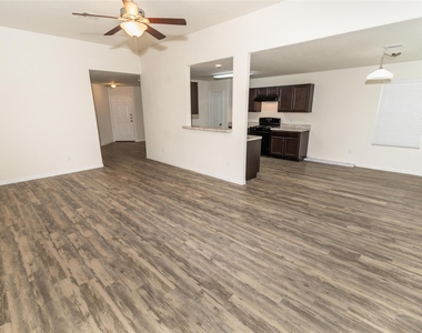 2619 Montecito Lane - Photo Thumbnail 3