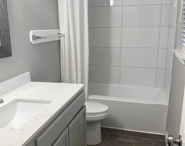 1702 Oak Ridge Drive - Photo Thumbnail 36