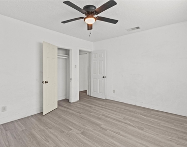 317-319 E B Street - Photo Thumbnail 17
