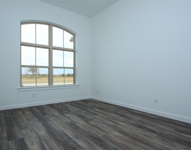 23715 Fernbriar Street - Photo Thumbnail 2