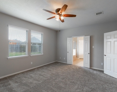 14319 Heath Falls Lane - Photo Thumbnail 12