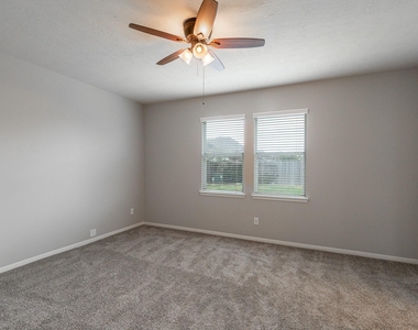 14319 Heath Falls Lane - Photo Thumbnail 11