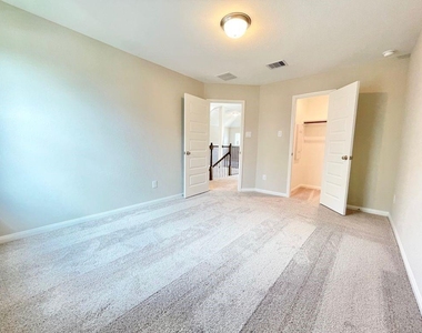 11419 Windy Cedar Court - Photo Thumbnail 17
