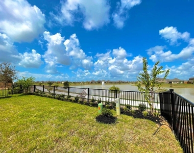 11419 Windy Cedar Court - Photo Thumbnail 9