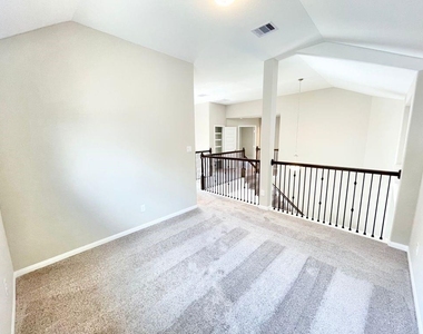 11419 Windy Cedar Court - Photo Thumbnail 14