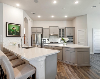 3806 Everly Bend Drive - Photo Thumbnail 1