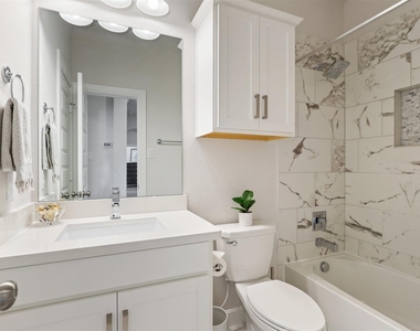 3806 Everly Bend Drive - Photo Thumbnail 7