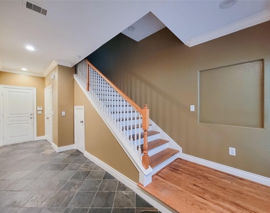 1115 Saint Charles Street - Photo Thumbnail 15