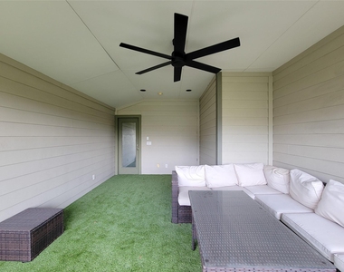 1115 Saint Charles Street - Photo Thumbnail 37