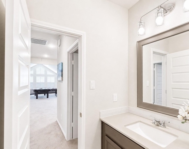 8119 Messina Mount Drive - Photo Thumbnail 26