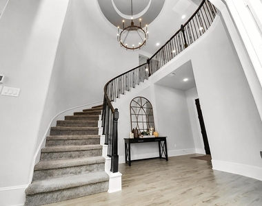 8119 Messina Mount Drive - Photo Thumbnail 1