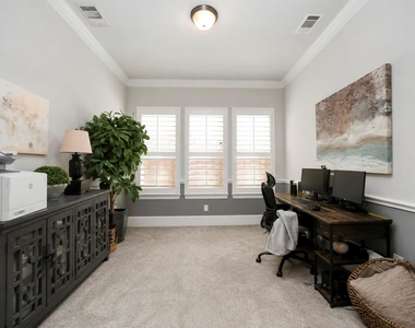 8119 Messina Mount Drive - Photo Thumbnail 10