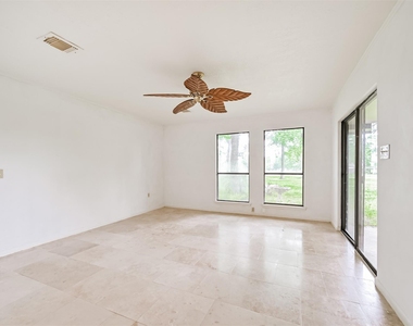 16040 Dunes Drive - Photo Thumbnail 6