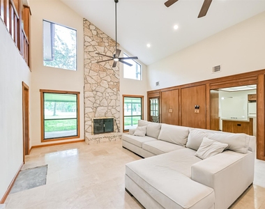 16040 Dunes Drive - Photo Thumbnail 2