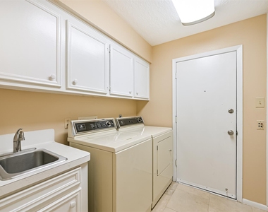 16040 Dunes Drive - Photo Thumbnail 17