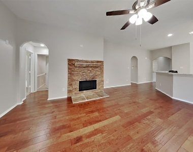16407 Redbud Berry Lane - Photo Thumbnail 2