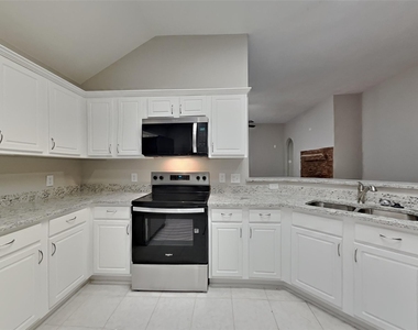 16407 Redbud Berry Lane - Photo Thumbnail 3