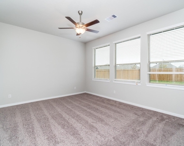 27054 Golden Knoll Drive - Photo Thumbnail 9